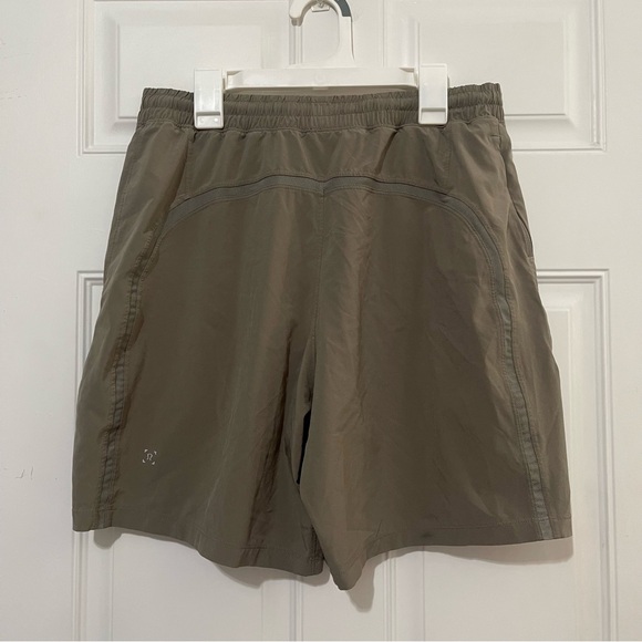Lululemon Pace Breaker Lined 7” Short Size M - Picture 4 of 9